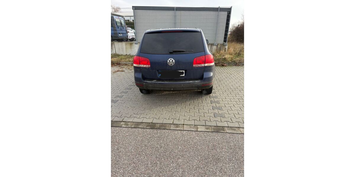 VW Touareg 324.000 km 3.500 &euro; Frankfurt am Main 60439