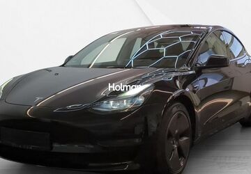 Tesla Model 3 66.644 km 29.131 &euro; Eschborn 65760