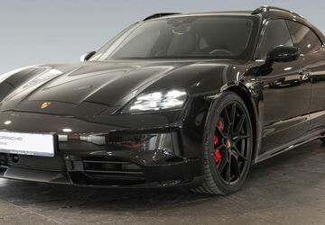 Porsche Taycan 9.900 km 125.980 &euro; Frankfurt 60314