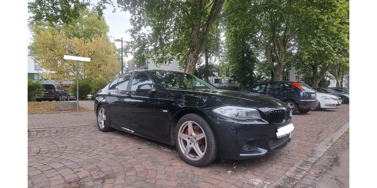 BMW 525 222.000 km 7.900 &euro; Frankfurt am Main 60386