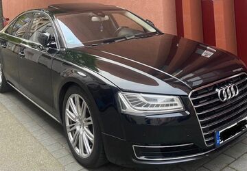 Audi A8 180.250 km 14.900 &euro; Westend 60325