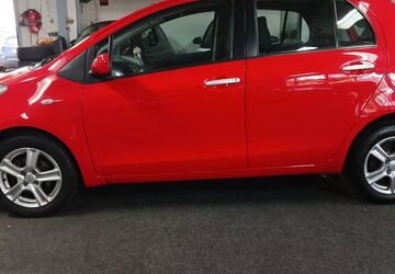 Toyota Yaris 79.990 km 6.450 &euro; Rüsselsheim 65428