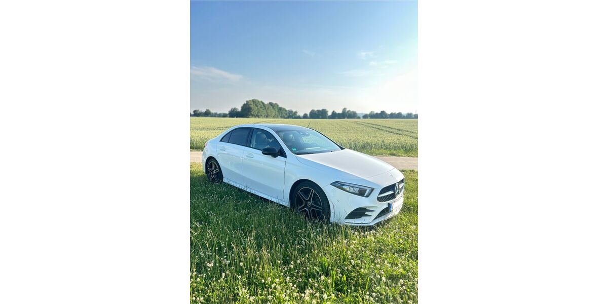 Mercedes-Benz A 180 117.000 km 22.999 &euro; Frankfurt a. M. 65929
