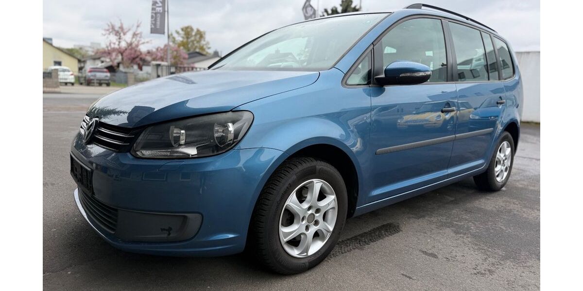 VW Touran 172.432 km 6.199 &euro; Frankfurt am Main 60386