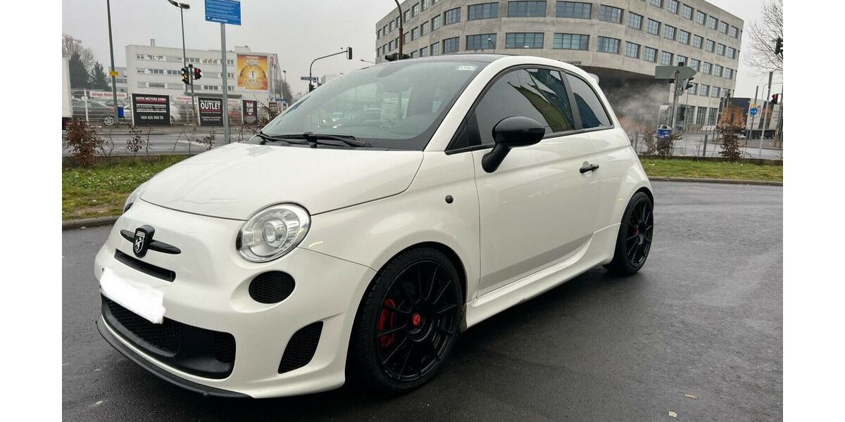 Abarth 595 77.000 km 12.999 &euro; Frankfurt am Main 60314
