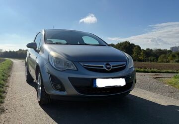 Opel Corsa 124.000 km 3.800 &euro; Bad Vilbel 61118