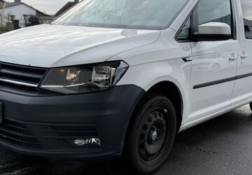 VW Caddy 292.479 km 7.499 &euro; Frankfurt am Main 60386
