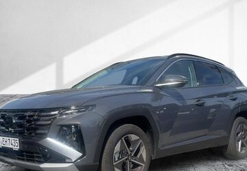 Hyundai TUCSON 9.713 km 36.440 &euro; Frankfurt 60314