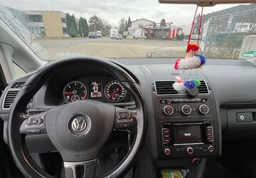 VW Touran 182.000 km 9.250 &euro; Langen 63225