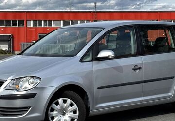 VW Touran 191.586 km 3.900 &euro; Dietzenbach 63128