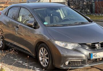 Honda Civic 123.200 km 8.999 &euro; Neu-Anspach 61267