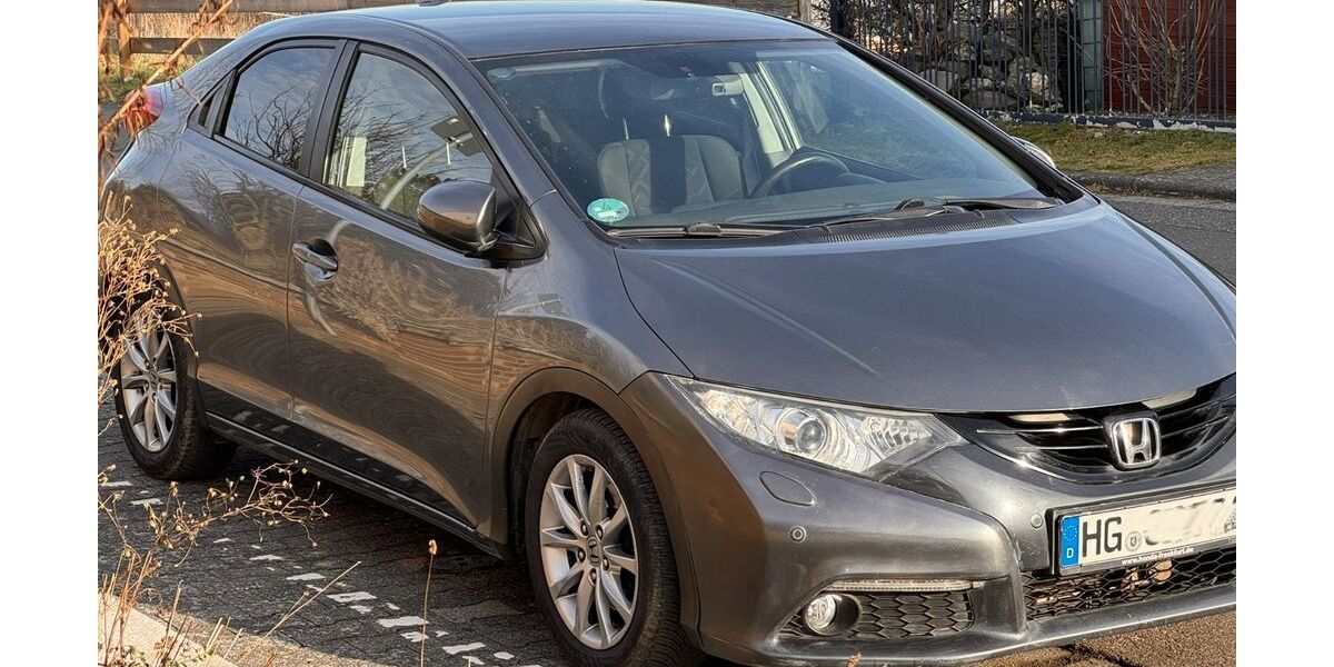 Honda Civic 123.200 km 8.999 &euro; Neu-Anspach 61267