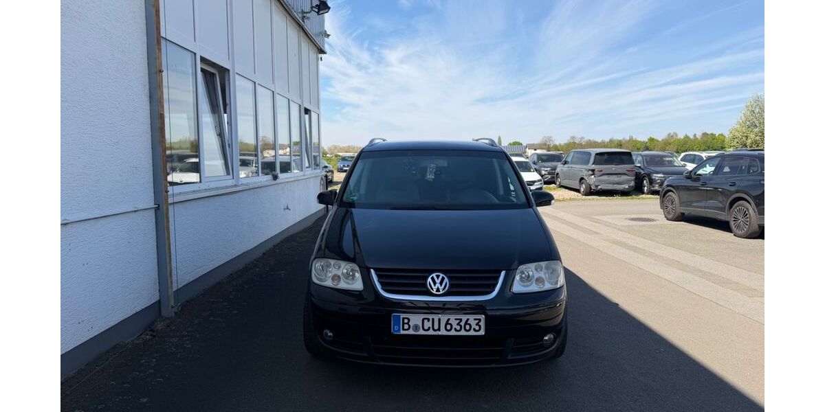 VW Touran 309.800 km 2.200 &euro; Darmstadt 64297