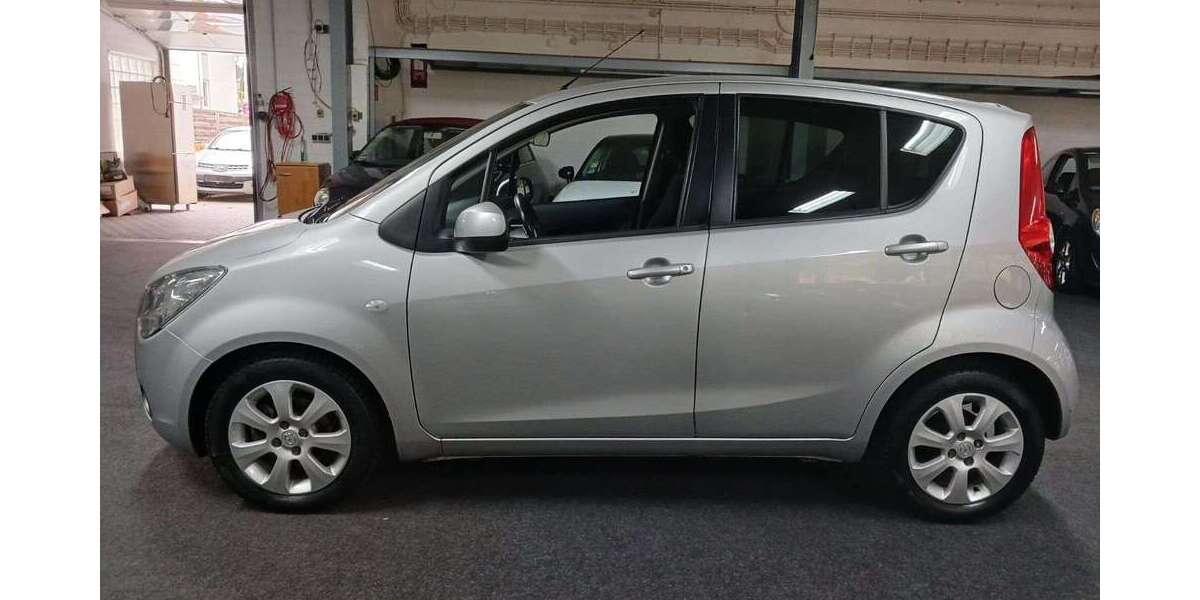 Opel Agila 135.000 km 3.995 &euro; Rüsselsheim 65428