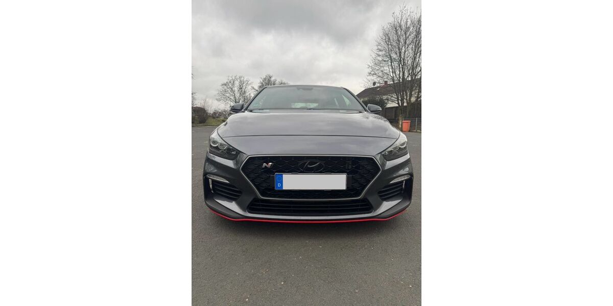 Hyundai i30 72.000 km 22.000 &euro; Flörsheim 65439