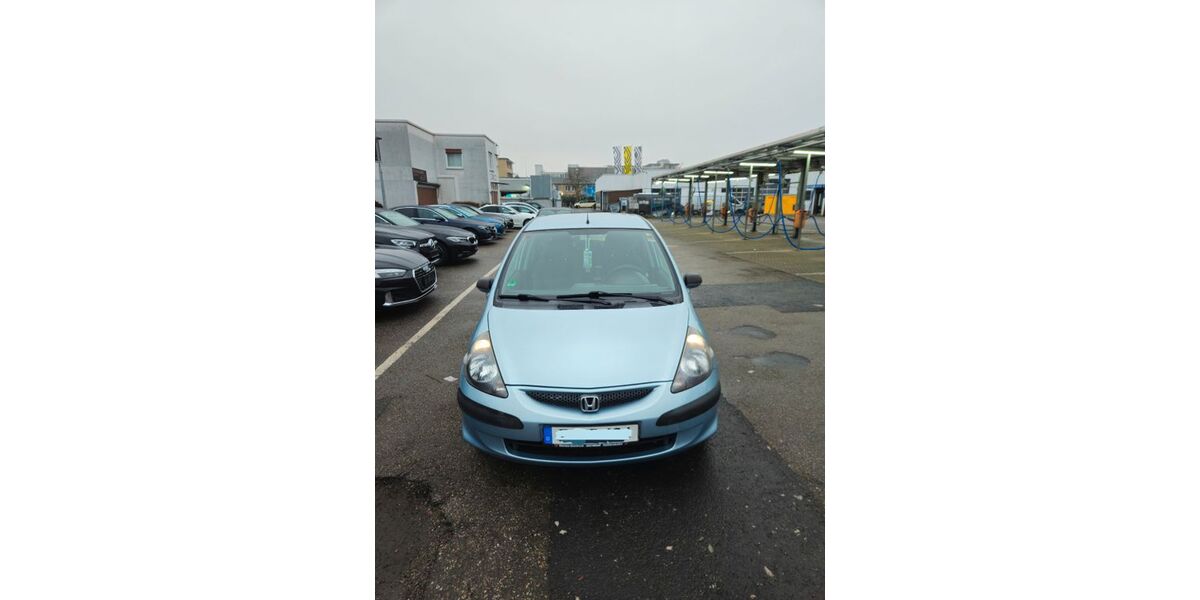 Honda Jazz 145.000 km 2.700 &euro; Frankfurt Am Main 60487