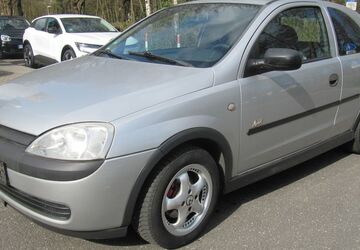 Opel Corsa 220.321 km 995 &euro; Schwalbach/Taunus 65824