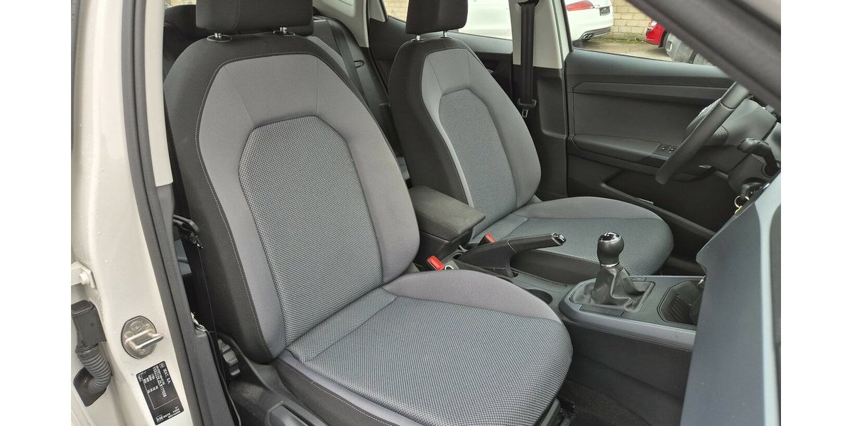 Seat Arona 1,6l TDI Style Navi, Klimaauto., Sitzheizung 46.239 km 14.890 &euro; Rodgau 63110