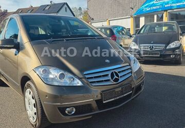 Mercedes-Benz A 180 77.000 km 9.690 &euro; Liederbach 65835