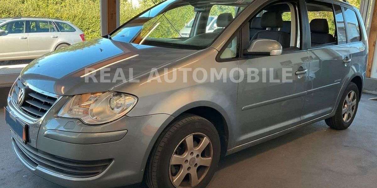 VW Touran 225.000 km 4.300 &euro; Frankfurt 65933