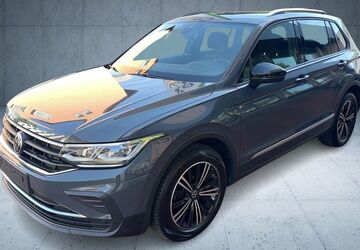 VW Tiguan 64.400 km 28.680 &euro; Frankfurt am Main 60528