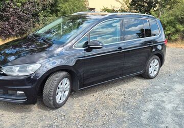 VW Touran 239.000 km 15.000 &euro; Mühlheim am Main 63165