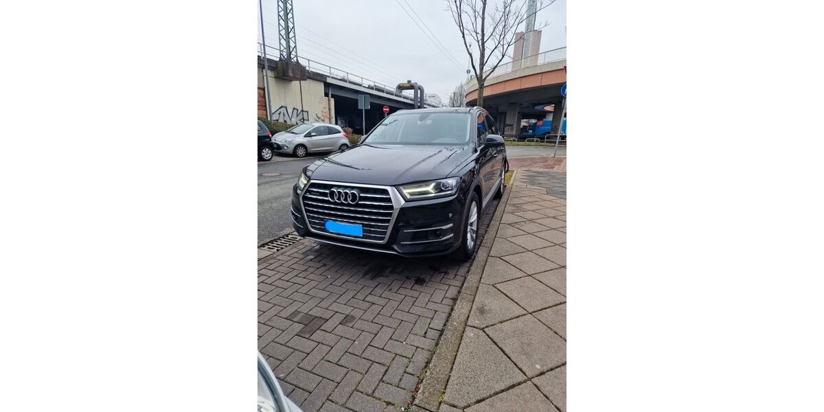 Audi Q7 288.800 km 19.999 &euro; Frankfurt 60489