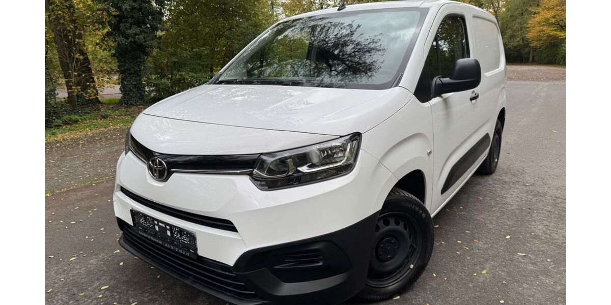 Toyota Proace (Verso) 94.000 km 12.990 &euro; Stockstadt 63811
