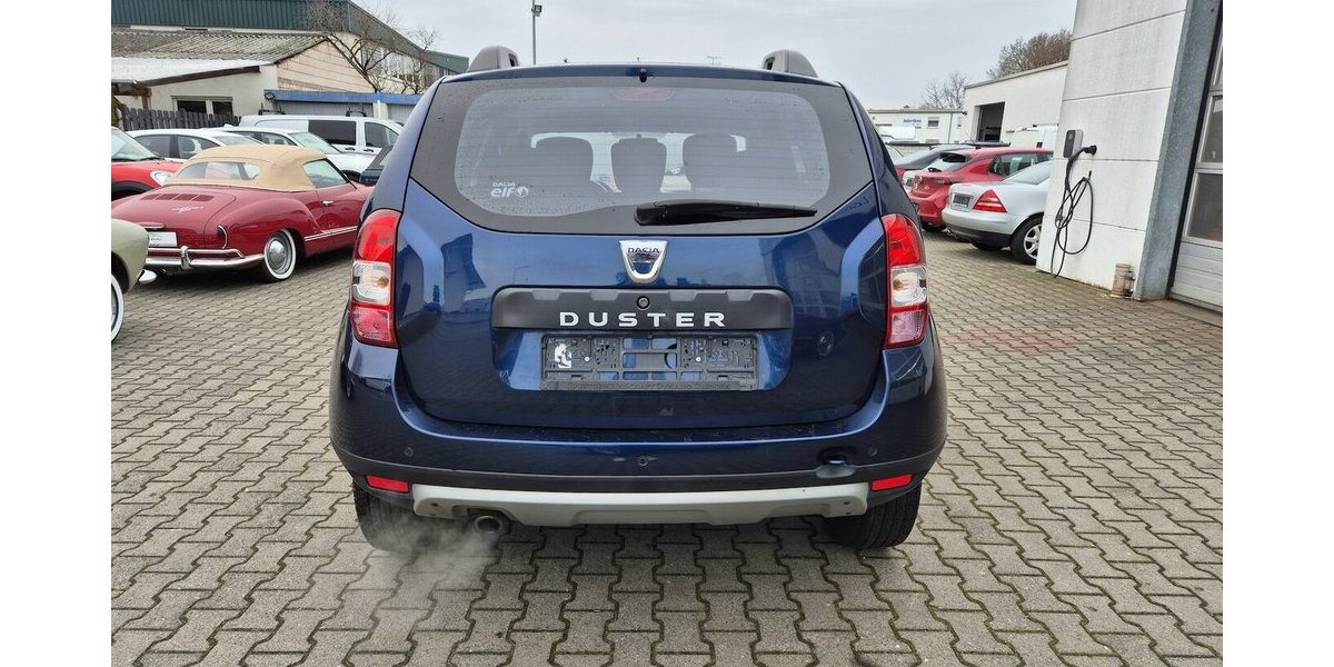 Dacia Duster 1,2l Black Shadow 4x2 Klima, Einparkhilfe h 119.200 km 6.990 &euro; Rodgau 63110