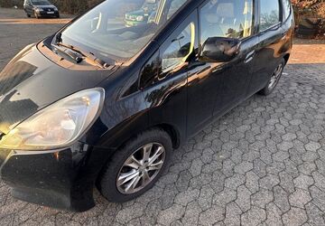 Honda Jazz 172.000 km 3.990 &euro; Hanau 63452