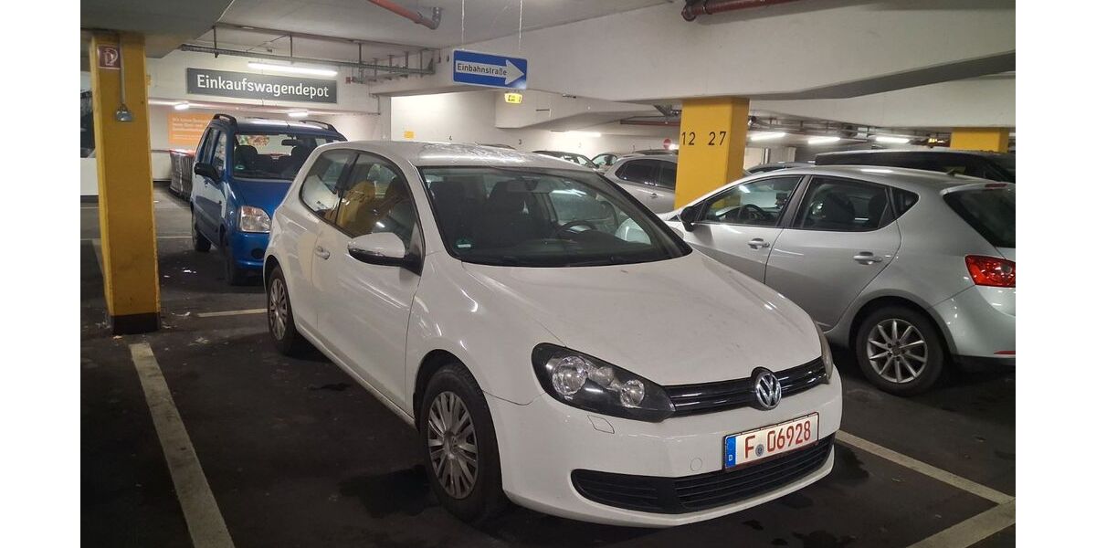 VW Golf 238.000 km 3.950 &euro; Frankfurt 60313