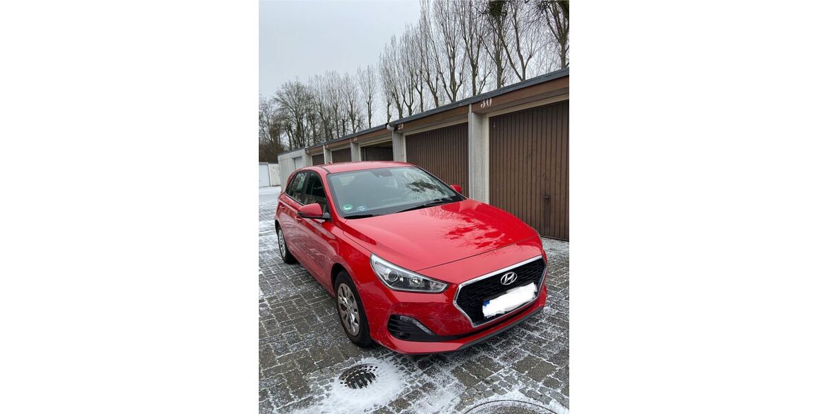 Hyundai i30 31.490 km 14.000 &euro; Freigericht 63579