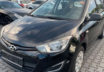 Hyundai i20 80.000 km 4.999 &euro; Stockstadt a.M. 63811