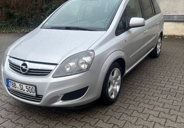 Opel Zafira 225.000 km 2.800 &euro; Hanau 63454