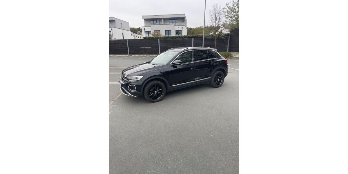 VW T-Roc 22.100 km 25.400 &euro; Königstein 61462