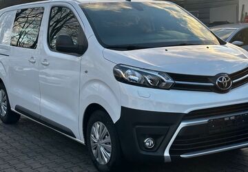Toyota Proace (Verso) 150.000 km 14.300 &euro; kelkheim 65779