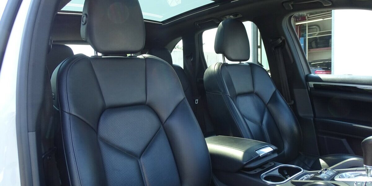 Porsche Cayenne S 4,2l Diesel Pano, Navi, 21 Zoll, Standhe 229.443 km 23.890 &euro; Rodgau 63110