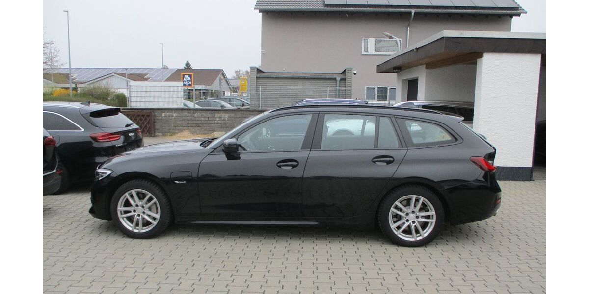 BMW 330 130.131 km 19.799 &euro; Babenhausen 64832