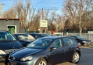 VW Golf 211.000 km 3.499 &euro; Frankfurt am Main 60486