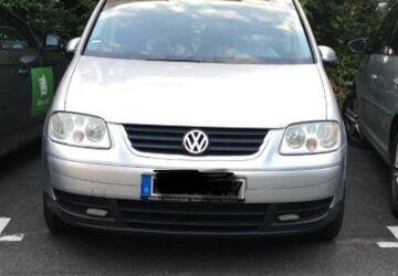 VW Touran 320.000 km 1.700 &euro; Hattersheim am Main 65795
