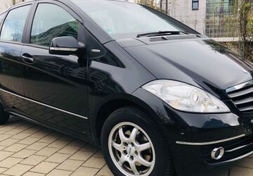 Mercedes-Benz A 180 123.000 km 6.990 &euro; Frankfurt am Main 60435