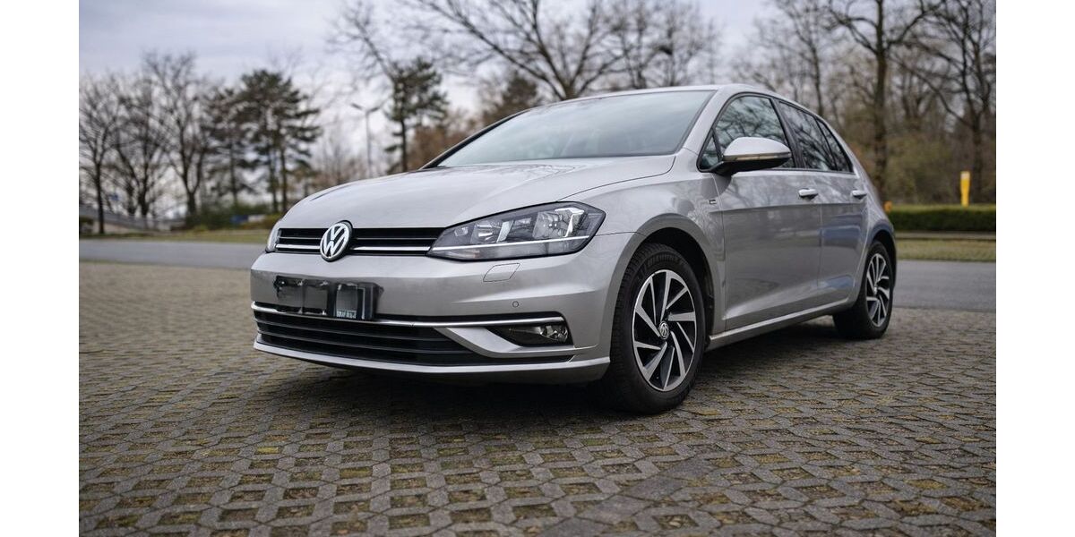 VW Golf 105.000 km 16.900 &euro; Darmstadt 64289