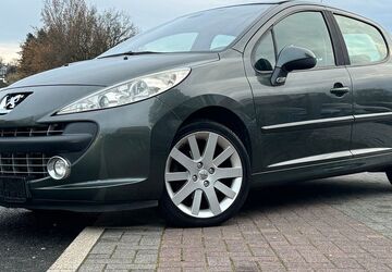 Peugeot 207 130.000 km 4.800 &euro; Bad Homburg 61350