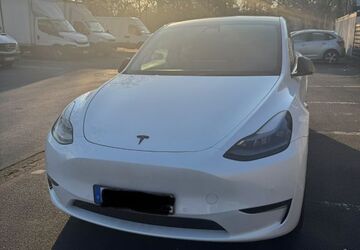Tesla Model Y 43.395 km 35.900 &euro; Offenbach am Main 63069