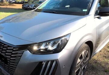 Peugeot 208 18.242 km 14.880 &euro; Rüsselsheim 65428