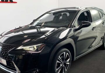 Lexus UX 61.130 km 26.450 &euro; Frankfurt 60314