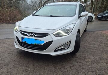 Hyundai i40 140.000 km 5.500 &euro; Kronberg 61476