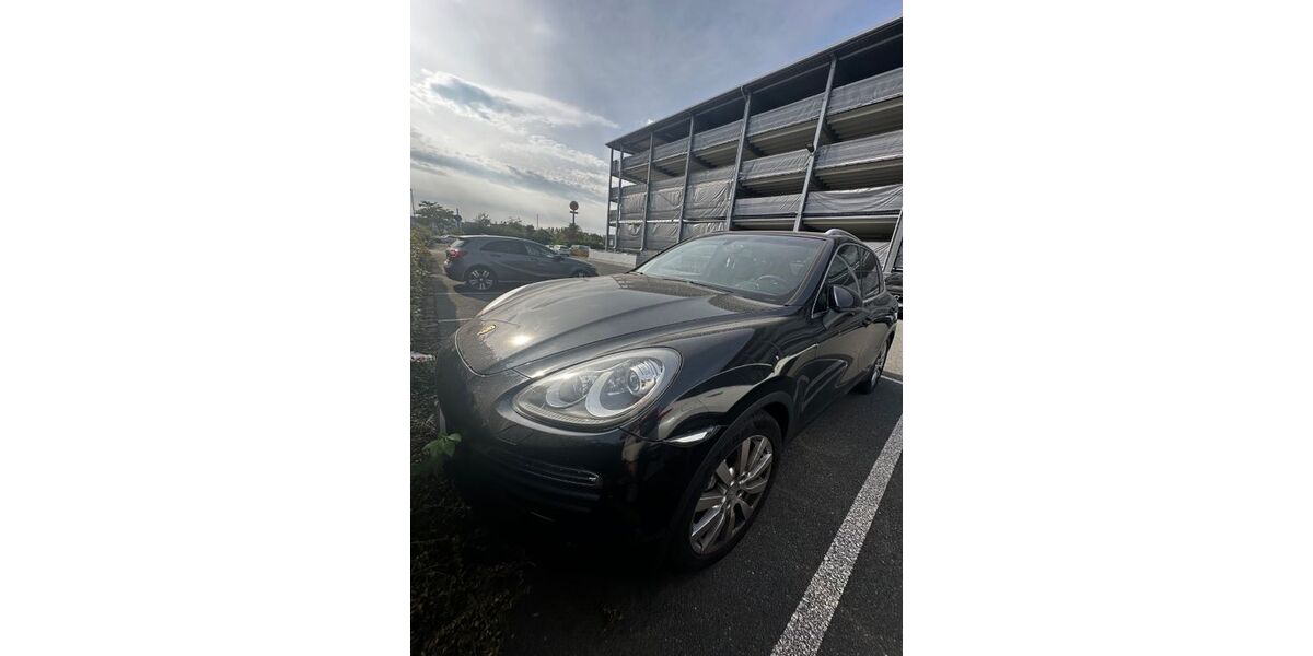 Porsche Cayenne 225.000 km 17.400 &euro; Obertshausen 63179