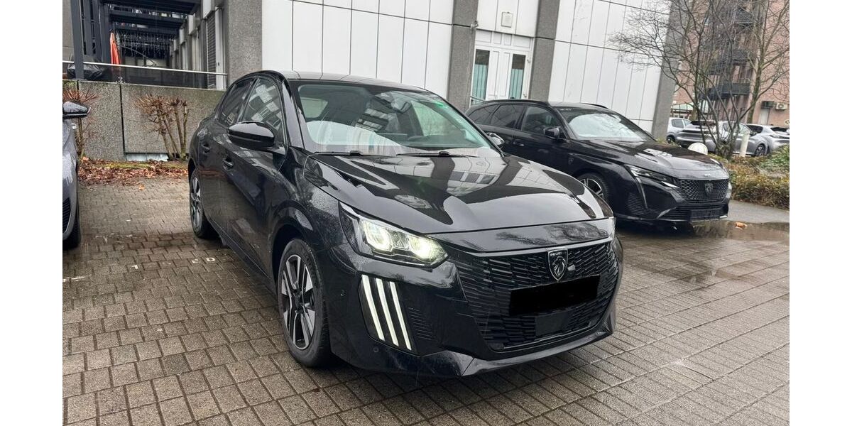 Peugeot 208 7.976 km 15.380 &euro; Rüsselsheim 65428