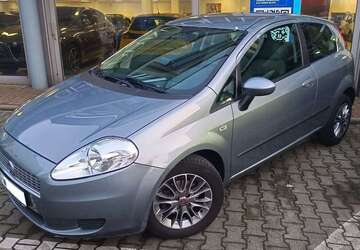 Fiat Grande Punto 97.891 km 2.890 &euro; Bad Homburg v. d. Höhe, Stadt 61352